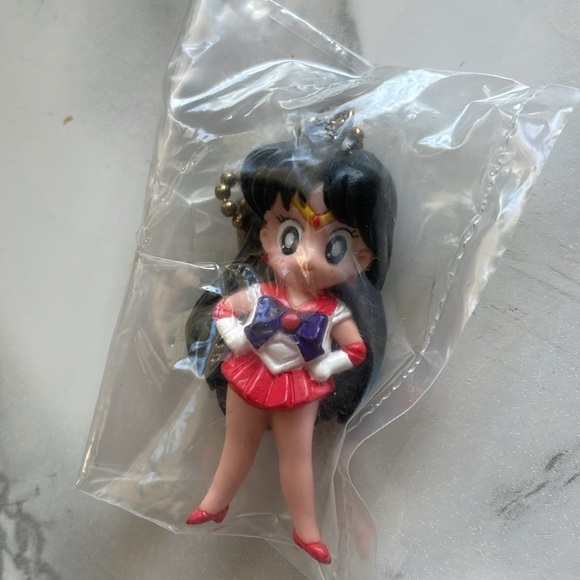 SAILOR MOON - Sailor Mars keychain - SEALED - Picture 1 of 5